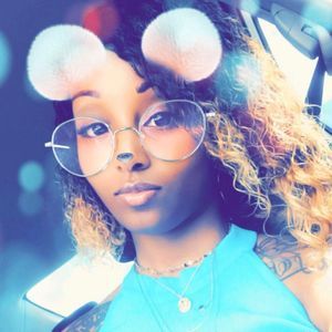 Meet your Posher, Brittney